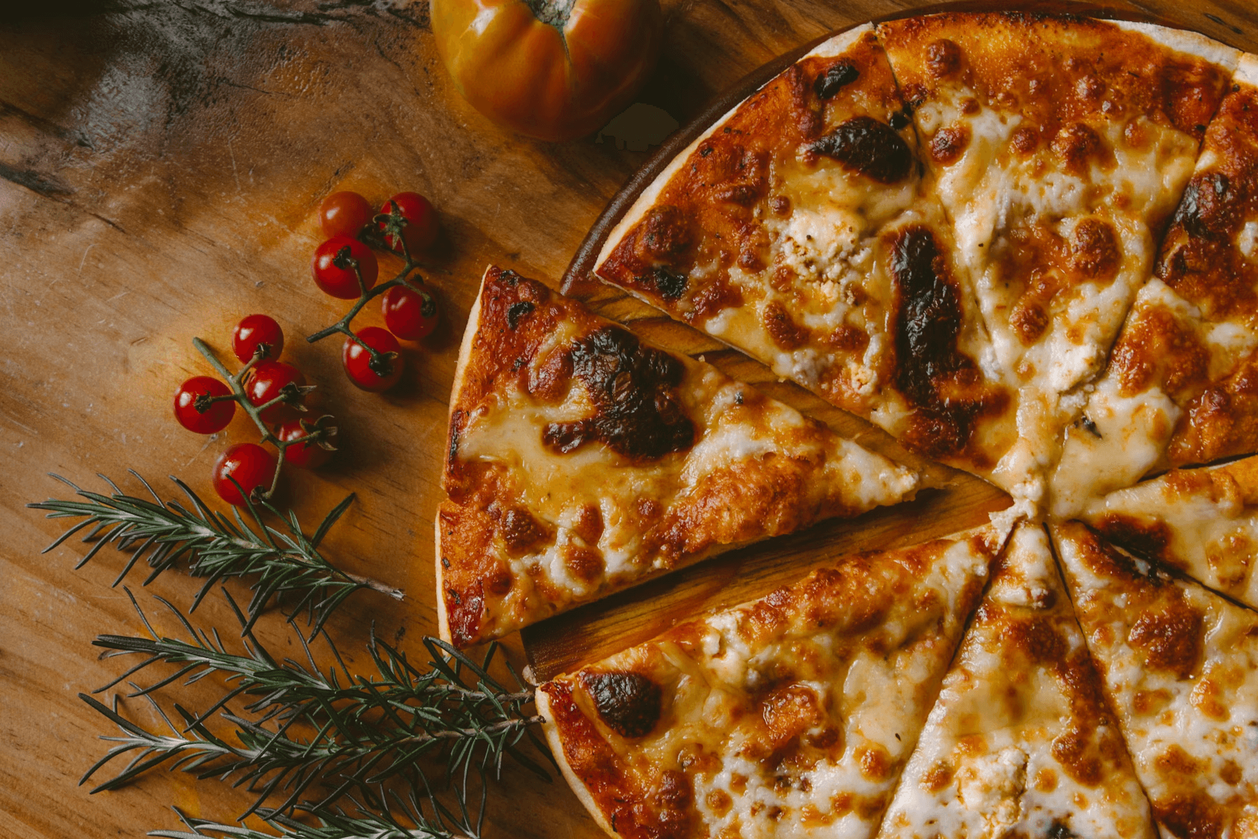 Stoko's fresh pizza and deals